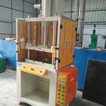  东莞市长安银上丰五金制品厂 主营 电子产品外壳 锌铝压