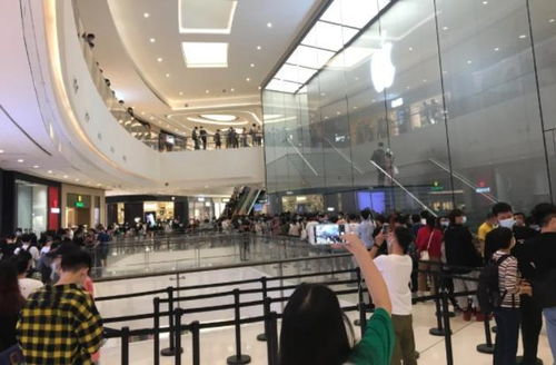 iPhone 12 全线跌破发行价 电子产品市场快速贬值现象解析